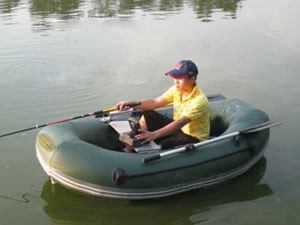 海南充气皮划艇钓鱼